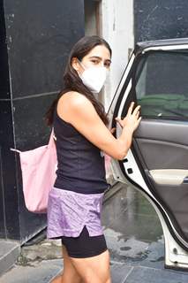 Sara Ali Khan snapped at Ronnie Screwvala's office