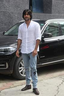 Meezaan Jaffery snapped at outside gym