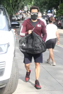 Emraan Hashmi snapped outside gym
