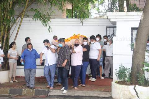 Mandira Bedi's husband and filmmaker Raj Kaushal's funeral
