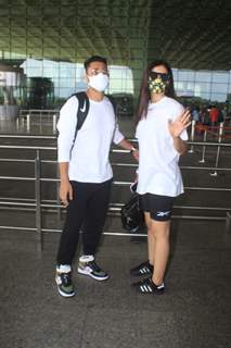 Gauahar Khan and Zaid Darbar snapped at airport