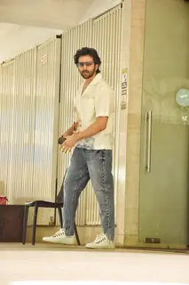 Kartik Aaryan snapped in Juhu