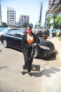 Khushi Kapoor snapped in Juhu