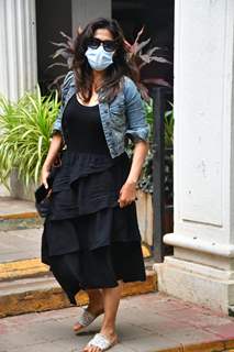 Chitrangada Singh spotted at dental clinic in Bandra