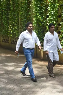 Johnny Lever at Dilip Kumar's funeral