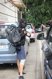 Emraan Hashmi snapped outside gym