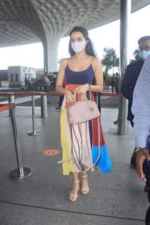 Shraddha Kapoor snapped at airport as she departs for Delhi!