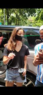 Alia Bhatt snapped at a dubbing studio in Mumbai