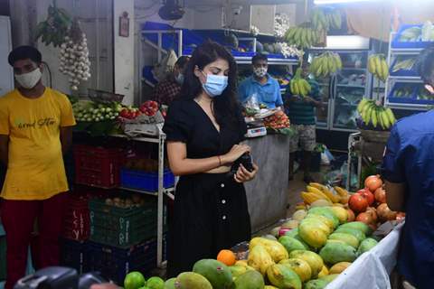 Rhea Chakraborty snapped at Pali Market, Bandra!