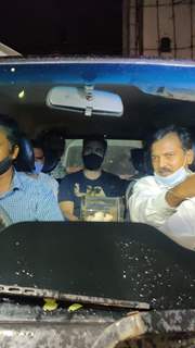 CBI officials raid Raj Kundra's residence!