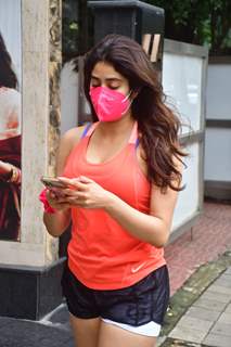 Janhvi Kapoor spotted at ageless clinic