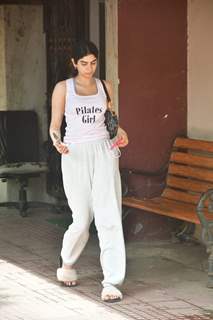 Khushi Kapoor snapped at Pilates