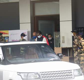 Amitabh Bachchan snapped at Kalina Airport