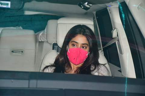 Janhvi Kapoor snapped at a clinic