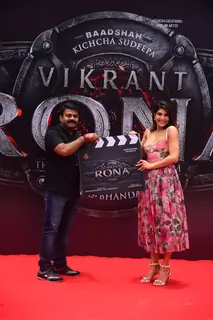 Jacqueline Fernandez unveils her look from Vikrant Rana on billboard in Mumbai