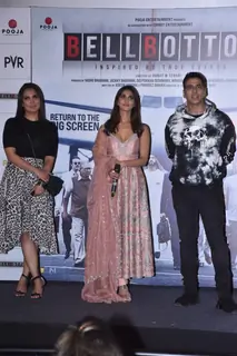 Lara Dutta, Vaani Kapoor and Akshay Kumar at Bell Bottom trailer launch in Delhi