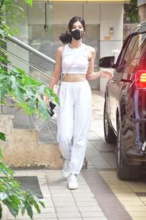 Shanaya Kapoor spotted at dance class