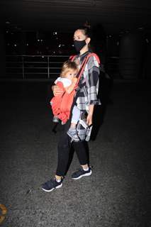 Kalki Koechlin snapped arriving in Mumbai with her daughter Sappho