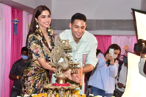  Siddhant Chaturvedi and sharvari wagh for song launch at yash Raj films 