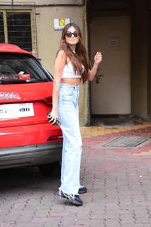 Tara Sutaria clicked in Bandra