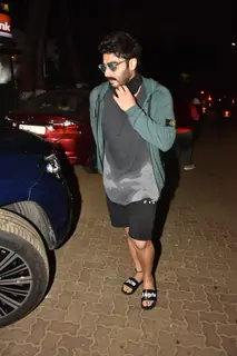 Arjun Kapoor snapped at gym 