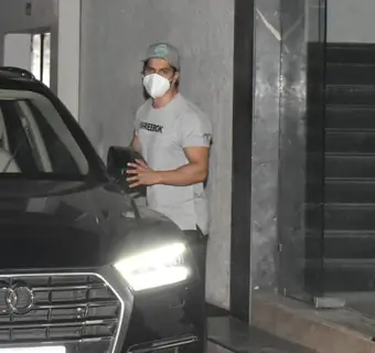 Bollywood celebrities spotted in the city 