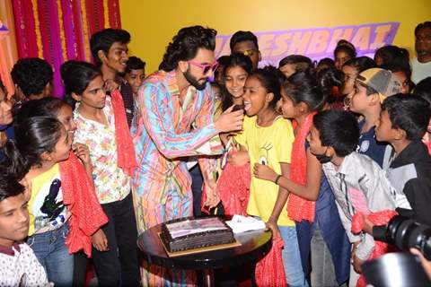 Ranveer singh for jayeshbhai jordaar children screening at juhu pvr