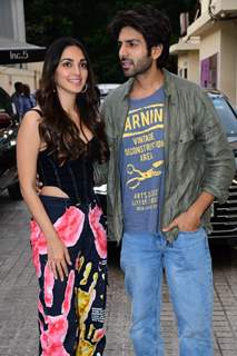 Kartik Aaryan and Kiara Advani spotted at the screening of their upcoming film Bhool Bhulaiyaa 2