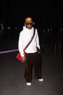 Ranveer Singh spotted at the airport 