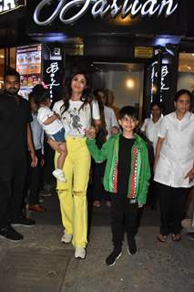 Bollywood actress Shilpa Shetty spotted with her son Viaan and daughter Samisha at Khar 