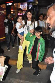 Shilpa Shetty spotted with her kids at Khar 