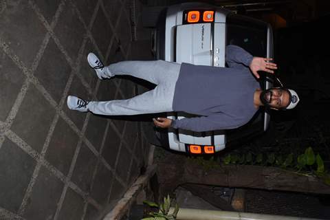 Vicky kaushal snapped in the city 