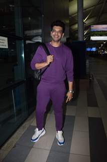 karan Kundrra spotted at airport 