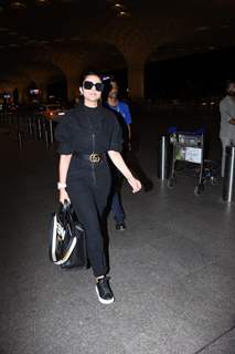 Parineeti Chopra spotted at airport