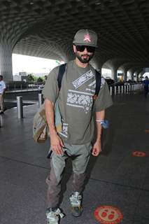Shahid Kapoor spotted at Mumbai airport 