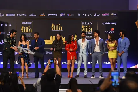 Salman Khan, Shahid Kapoor, Ananya Pandey, Riteish Deshmukh, Manish Paul, Nora Fatehi, Divya Khosla Kumar, Tiger Shroff, Sara Ali Khan poses to paparazzi at IIFA awards press conference in Abu Dhabi