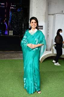 Neetu Kapoor spotted at on the set of Dance Deewane Juniors