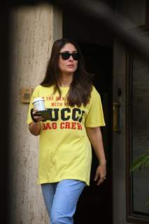 Kareena Kapoor spotted at Bandra 
