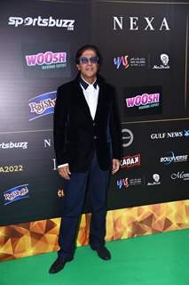Chunky Pandey poses to paparazzi at green carpet of IIFA awards 2022 in Abu Dhabi