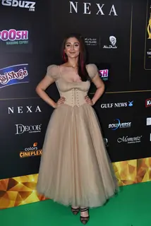 Dhvani Bhanushali poses to paparazzi at green carpet of IIFA awards 2022 in Abu Dhabi