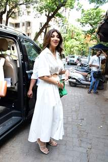 Shilpa Shetty spotted at Juhu