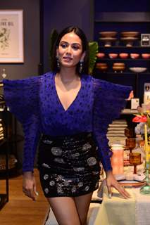 Mira Kapoor spotted H&M Home store at Delhi 