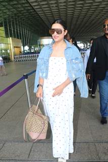 Parineeti Chopra spotted at Mumbai airport