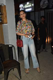 Rakul Preet Singh spotted at Bandra