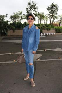 Neetu Kapoor spotted at Mumbai airport
