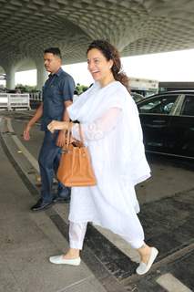 Kangana Ranaut spotted at Mumbai airport