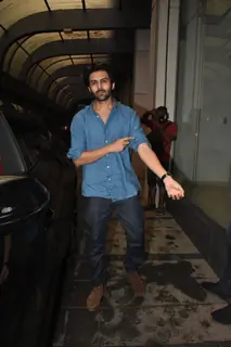 Kartik Aaryan spotted at Ashoush Gowariker office at Khar 