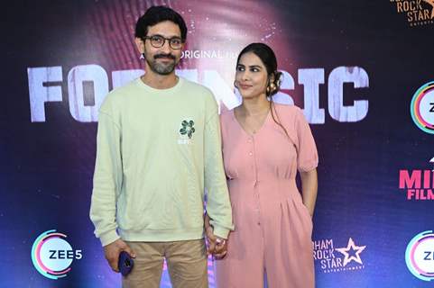 Vikrant Massey poses with wife Sheetal Thakur at the premiere of film Forensic