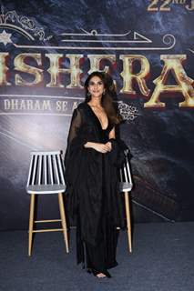  Vaani Kapoor clicked at the trailer launch of Shamshera