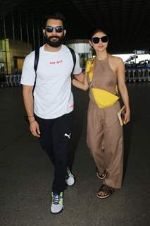 Mouni Roy spotted with husband Suraj Nambiar t mumbai airport